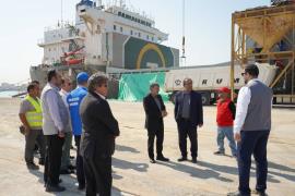 انتقال تخلیه کالا به مجتمع بندری نگین ترافیک بوشهر را کاهش داد