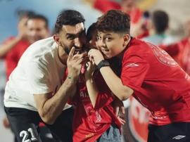 جام قهرمانی، سومین فرزند بیرانوند!+عکس