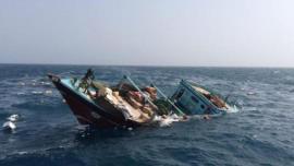 نجات سرنشینان دو شناور در خلیج فارس