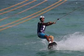  تکمیل زیرساخت‌های مرتبط با ورزش‌های آبی در بوشهر ضروری است