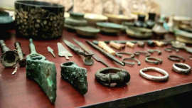 ۲۰۰ قطعه‌ از آثار باستانی، تاریخی در بوشهر از چنگ قاچاقچیان درآمد