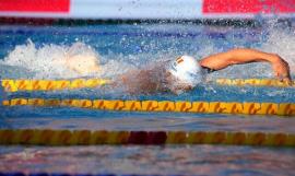 شناگر ۱۷ ساله رکورد جهان را بعد از ۱۳ سال شکست