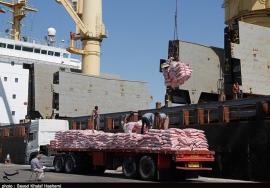 محموله کشتی تجاری حامل۱۰ هزار تن برنج در بندر بوشهر تخلیه شد