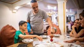 آخر هفته یک خانواده یهودی در تهران +عکس