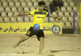 مسیگر: خوشحالم که بوشهر امسال ۲ تیم لیگ برتر در فوتبال ساحلی دارد 