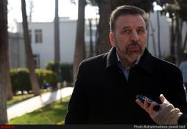 واکنش واعظی به پیشنهاد یارانه ۹۰۰ هزار تومانی از سوی احمدی‌نژاد