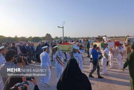 یکر پاک ۶ شهید گمنام وارد بوشهر شد