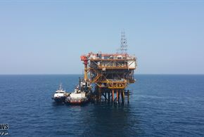 تصاویر/ لایه نفتی پارس‎جنوبی؛ تلاش در دل آبی خلیج‌فارس