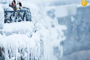 تصاویر/ تصاویر دیدنی از یخ‌زدگی آبشار نیاگارا