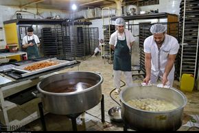 تصاویر/کارگاه پخت زولبیا و بامیه 