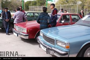 تصاویر/همایش خودروهای کلاسیک و کلکسیونی در بوشهر