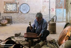  هنر مسگری در بازار سنتی یزد