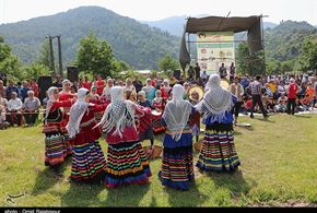 جشنواره بازی های بومی و محلی در رودسر گیلان