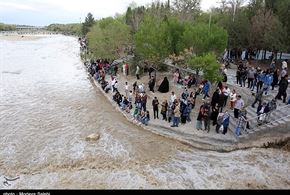 بازگشایی آب زاینده رود