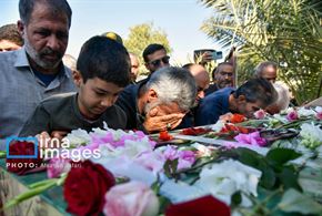 تشییع پیکر شش شهید گمنام در بوشهر